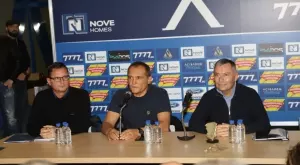 СНИМКИ: Има ли фалшификация на подпис върху джирото за акциите на Левски? 