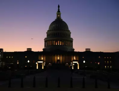 Камарата на представителите на САЩ отхвърли ветото на Тръмп върху военния бюджет