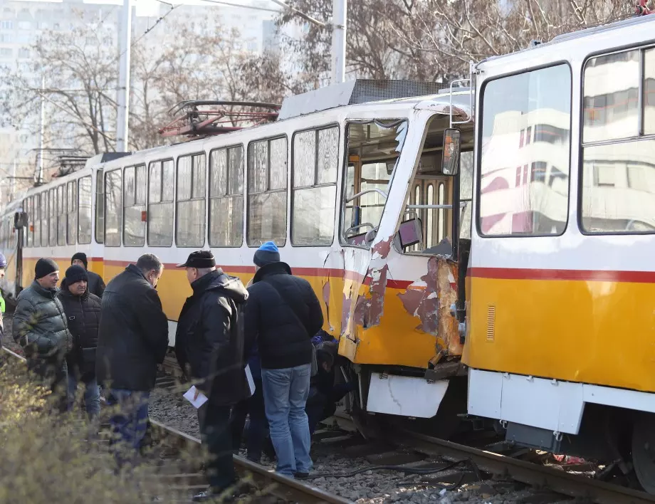 Трамвайната катастрофа в София е заради човешка грешка?