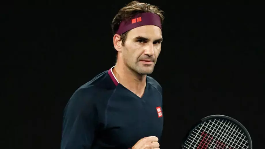 Геният Федерер отново ще играе тенис след 13-месечна пауза