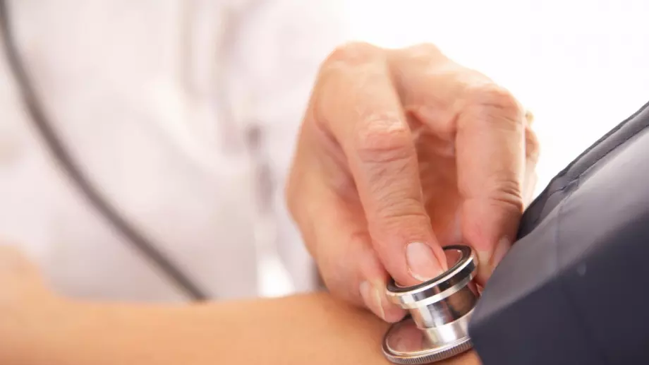 Няколко ефикасни трика, с които да свалим кръвното за десет минути