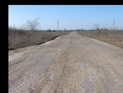 Пътят от село Свобода до Камено чака ремонт от 50 години