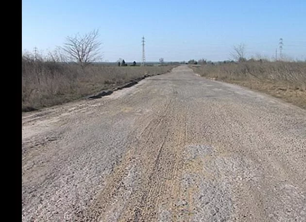 Пътят от село Свобода до Камено чака ремонт от 50 години