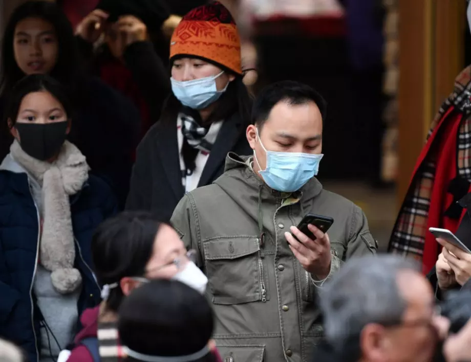 Заради коронавируса: В Китай преобразуваха производство, за да правят повече маски