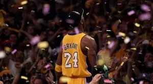 Зрелищни забивки, решителни моменти и "Mamba mentality": Коби Брайънт ни липсва вече 4 години (ВИДЕО)