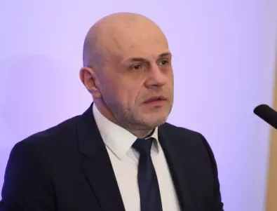 Томислав Дончев: Не съм чул премиерът да си търси нов министър на финансите