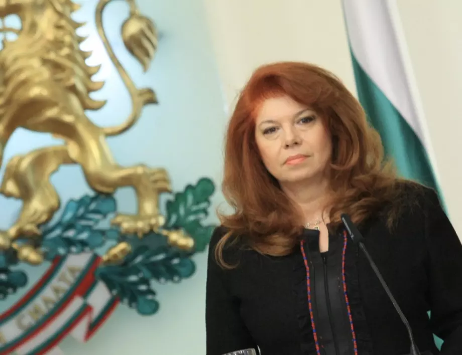 Йотова: В България все още не сме наясно с ролята ни в ЕС