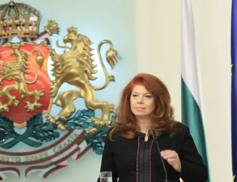 Вицепрезидентът: Радев направи възможна промяната в България 