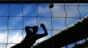 Вратар спаси пет дузпи в един мач за Купата на Германия (ВИДЕО)