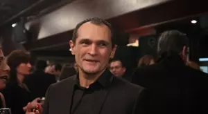 Ясно е къде в Дубай се намира Васил Божков, Джиджи Бекали и Иван Савидис му помогнали