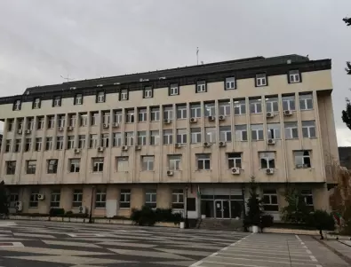 Община Асеновград въвежда пропускателен режим заради коронавируса