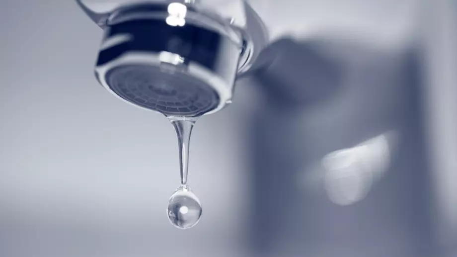 РЗИ препоръчва: Водата в Добрич и "Албена" да не се пие