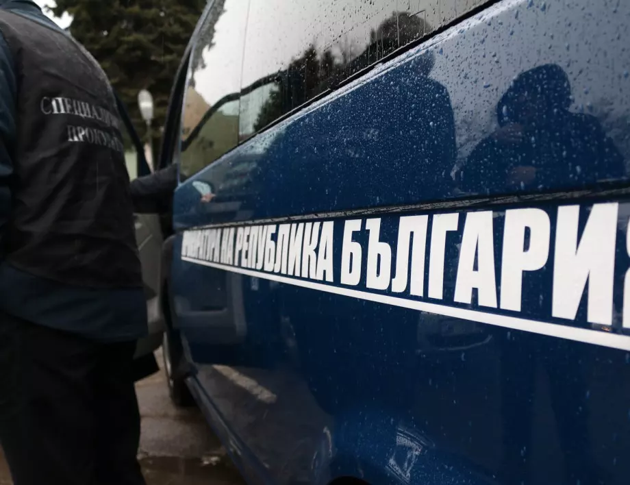 Задържани по разследване за тероризъм в Бургас след спецакция