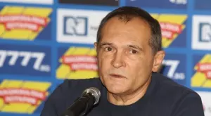 {{ otherArticle[0].article.title }}