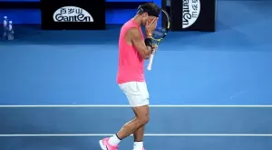 {{ otherArticle[0].article.title }}