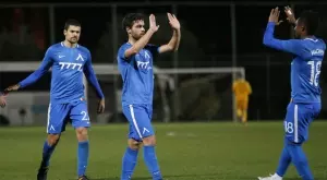 {{ otherArticle[0].article.title }}