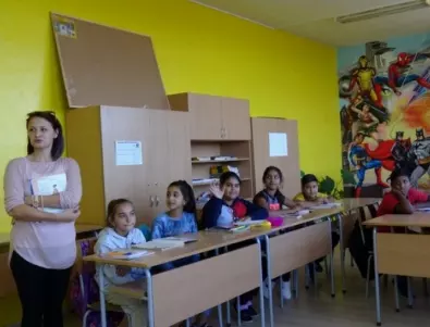 Иновативно професионално основно училище в Столипиново да обучава до десети клас, решават общинските съветници