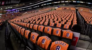 Първият мач на Лейкърс след смъртта на Коби е вторият най-гледан в историята на НБА