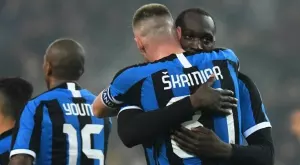 Интер продава защитник, за да си върне загубите от вируса