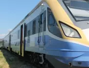 Влакът избяга: Мина покрай пет гари в Индия без никой да го управлява (ВИДЕО)