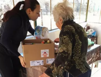 Доброволци от Мисия „Направи Добро“ зарадваха самотни стари хора в община Кнежа