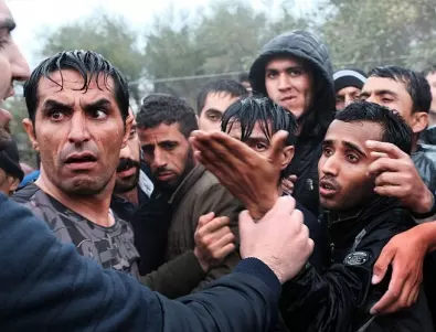 Задържаха 10 нелегални мигранти край Пазарджик
