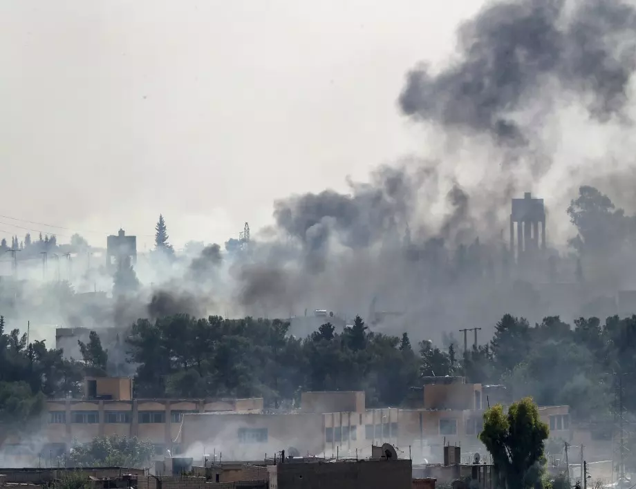 "Ислямска държава" атакува в Хомс, има жертви