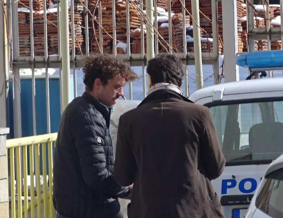 Бахаров чака да му върнат 2 000 лв. от гаранцията, адвокатът му ще обжалва присъдата