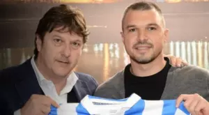 {{ otherArticle[0].article.title }}