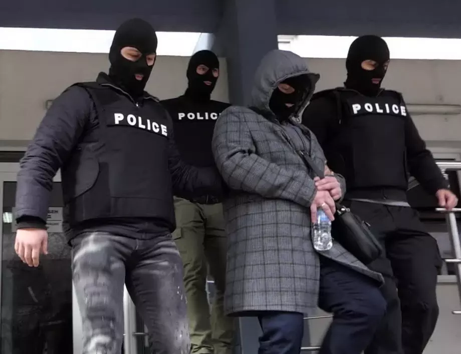 Арестуваните висши полицаи от София откраднали печеливш тото фиш (ВИДЕО и СНИМКИ)