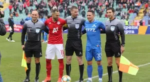 {{ otherArticle[0].article.title }}