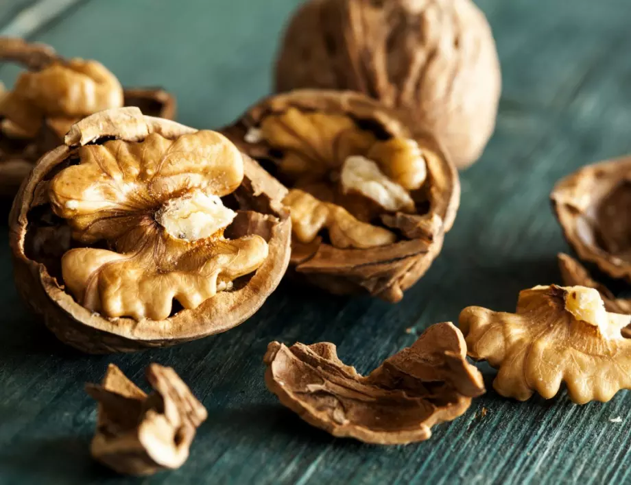 Ето как орехите могат да ви помогнат да свалите килограми