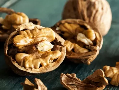 Какво се случва с кръвта ви, ако ядете орехи всеки ден?