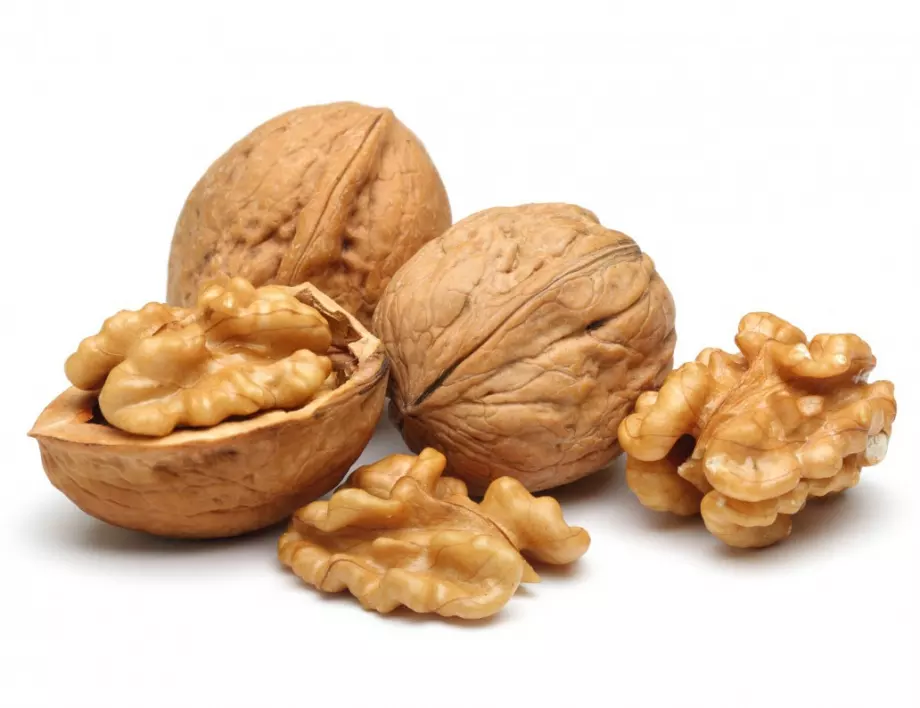 12 супер ползи за здравето от орехите