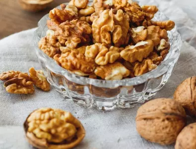 Какво ще се случи с тялото ви, ако ядете орехи всяка сутрин
