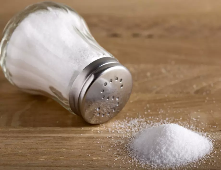 СЗО каза колко сол трябва да слагаме в храната за здрави бъбреци