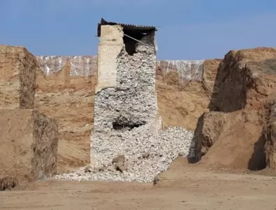 Срути се кулата на Малтепе край Пловдив