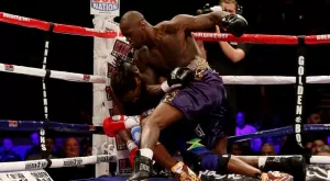 Забравена история: Дори на професионалния ринг Уайлдър е пращан в нокдаун