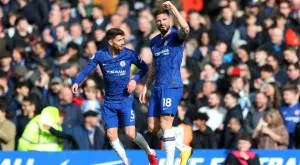 След доброто си представяне през последния месец Жиру преподписва с Челси