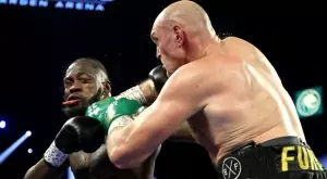 Майк Тайсън даде много опасен съвет на Уайлдър преди боя му с Фюри