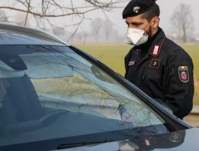 Арестуваха антиваксъри в Италия, предполага се, че готвили атаки срещу имунизирането срещу COVID