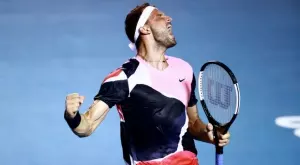 {{ otherArticle[0].article.title }}