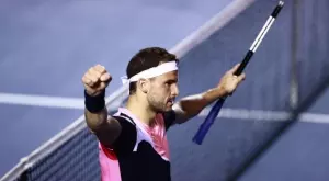 {{ otherArticle[0].article.title }}