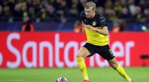 Холанд подписал с Борусия Дортмунд против волята на Мино Райола 