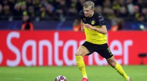 {{ otherArticle[0].article.title }}