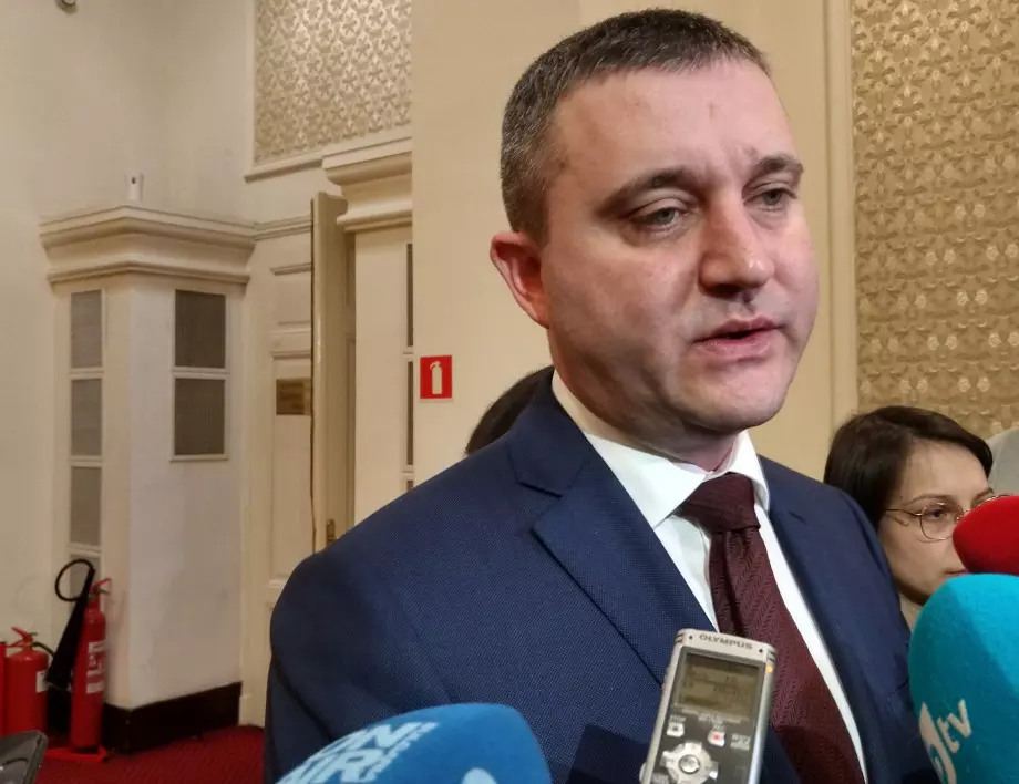 Христо Иванов пак поиска оставката на Владислав Горанов - заради решения на НАП