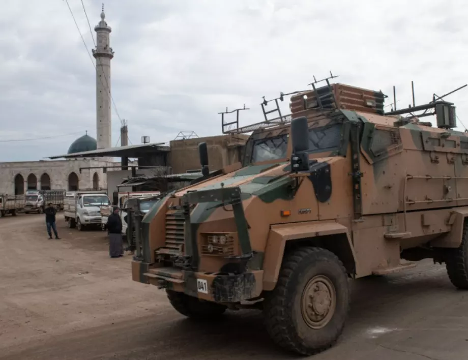 САЩ продължават да прехвърлят военна техника в Сирия