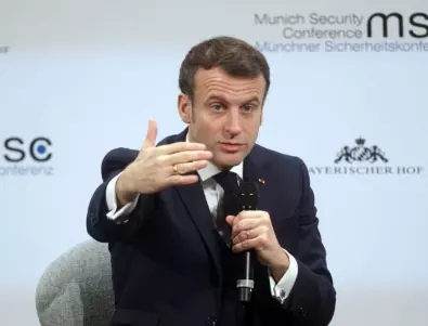 Френският премиер подаде оставка, след като Макрон обяви, че ще има нов екип