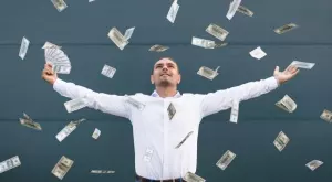 Как дърводелец спечели 1 млн. паунда от залог на мач, но разбра 3 дни по-късно