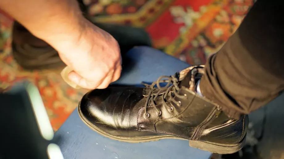 Как да премахнем лошата миризма от обувките?